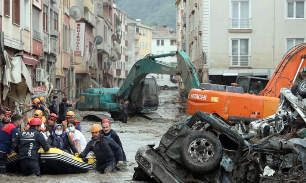 Τουρκία: Μεγαλώνει ο αριθμός των θυμάτων από τις καταστροφικές πλημμύρες - Τουλάχιστον 40 οι νεκροί